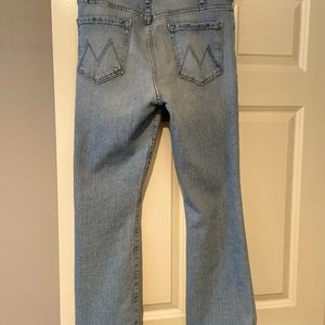 MOTHER The Hustler Frayed Ankle Jeans